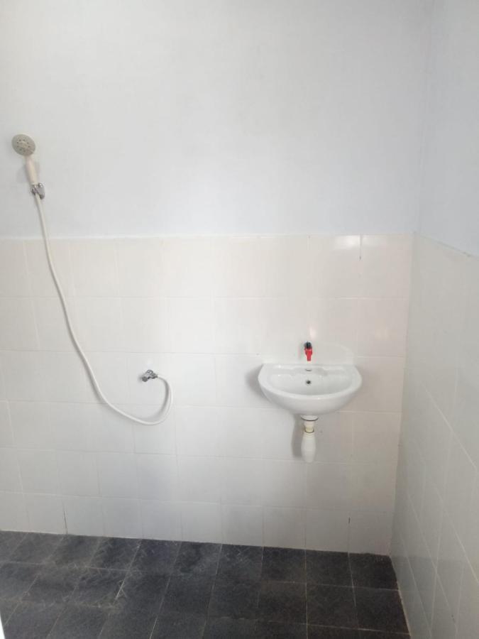 Novita Homestay Bunaken Luaran gambar
