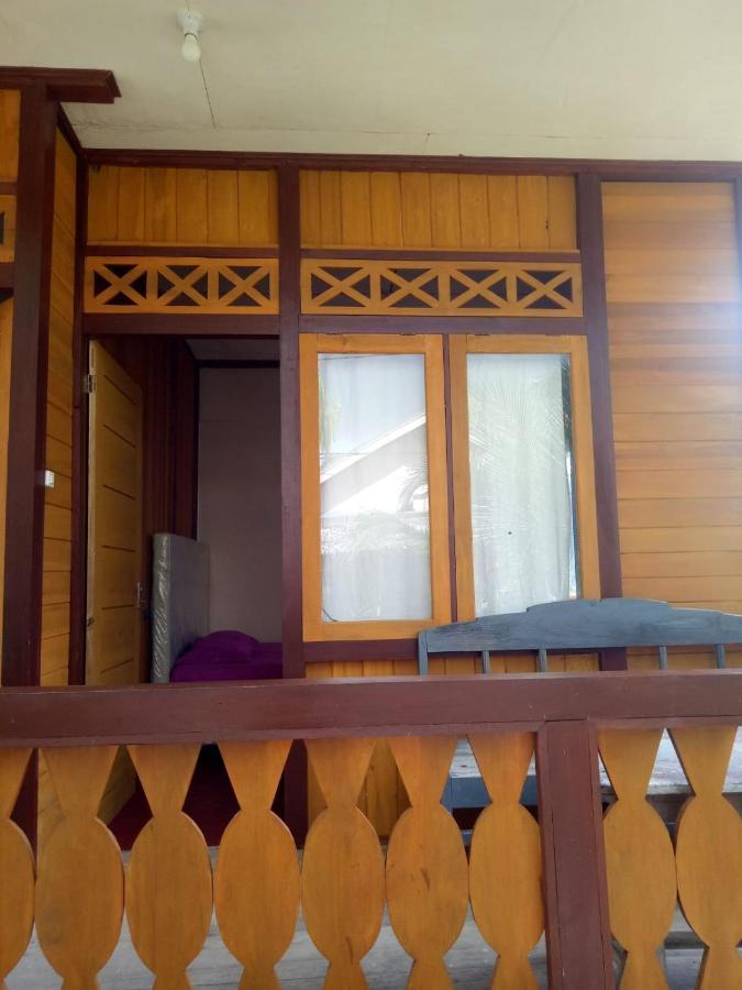 Novita Homestay Bunaken Luaran gambar
