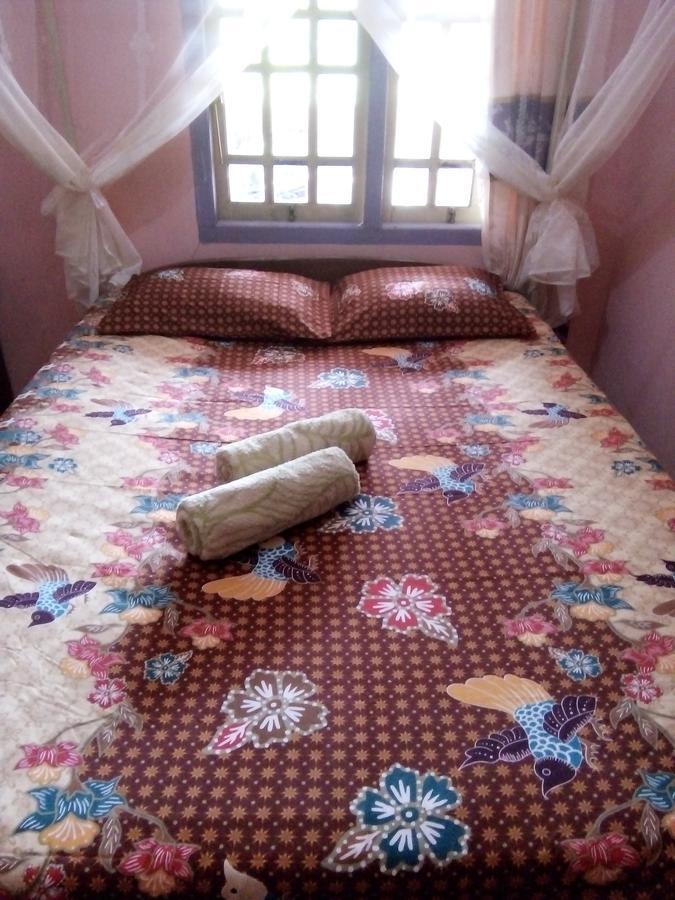 Novita Homestay Bunaken Luaran gambar
