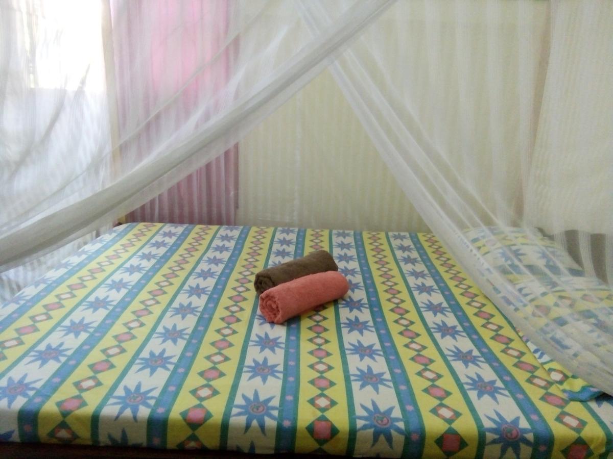 Novita Homestay Bunaken Luaran gambar