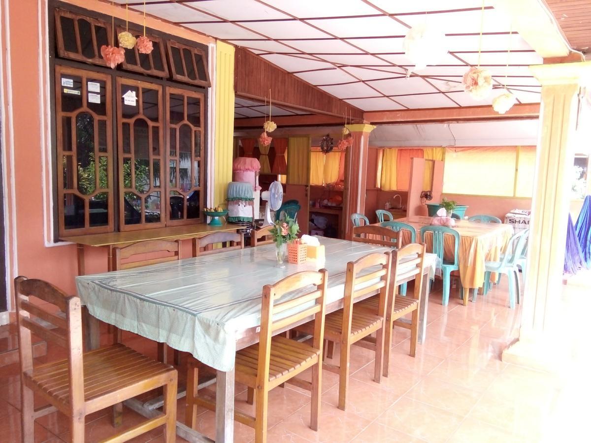 Novita Homestay Bunaken Luaran gambar